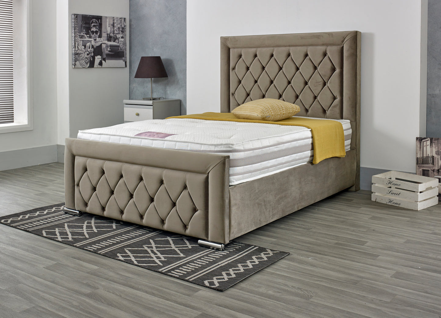 Swinto Havana Bed